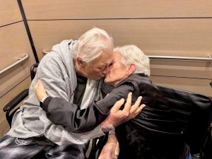 Married for 36 years, Tom says they are still in love, as evidenced by this “elevator kiss,” one of their romantic traditions.