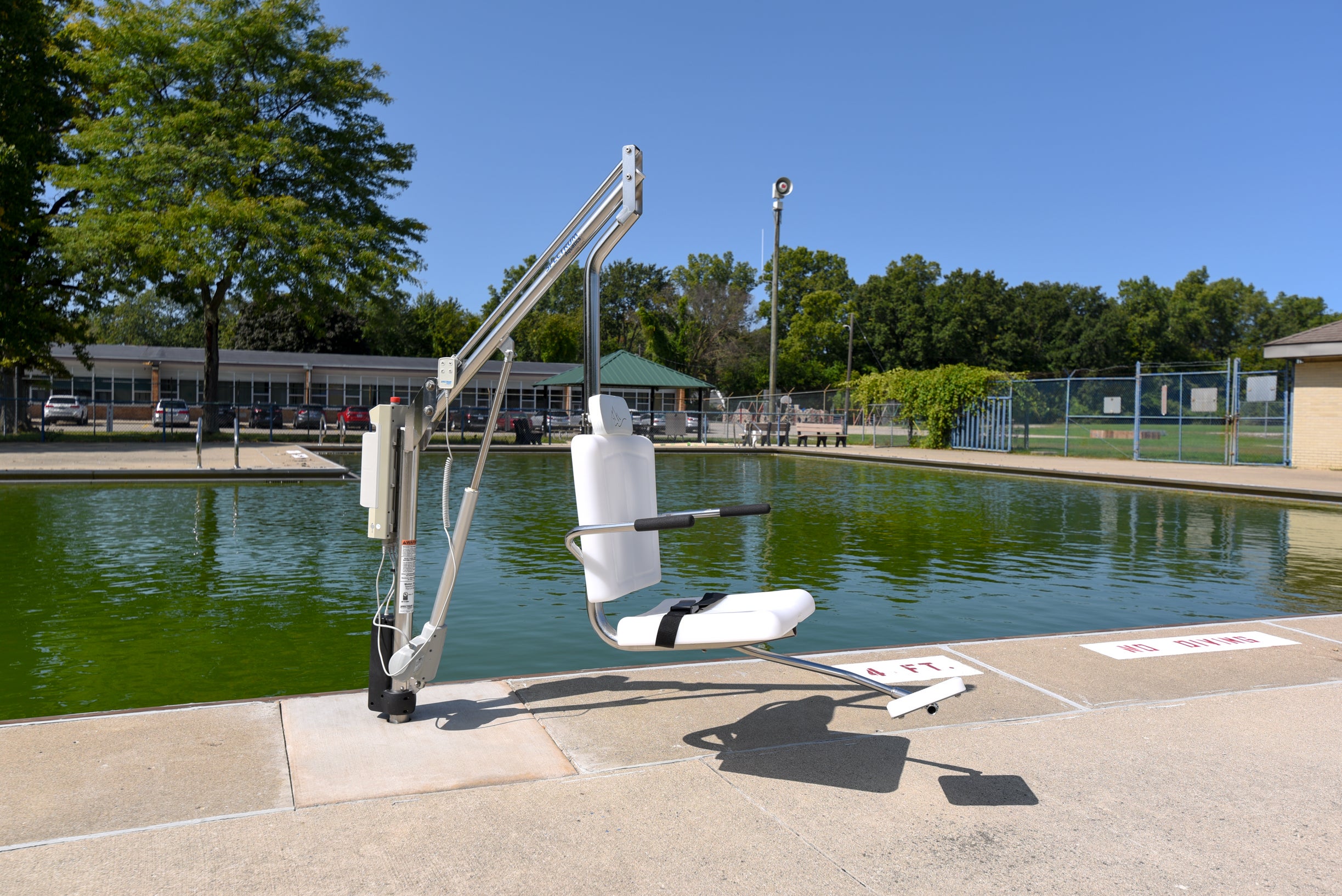 St. Mary Mercy Livonia Receives $16,928 grant to support Healthy Livonia, install two new community pool lifts