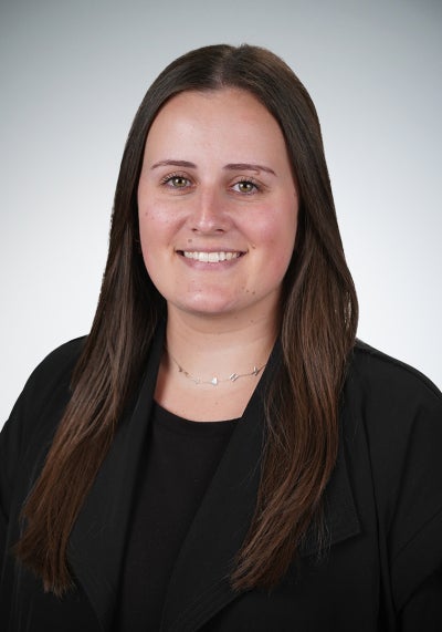 Mackenzie Czarnota, CM